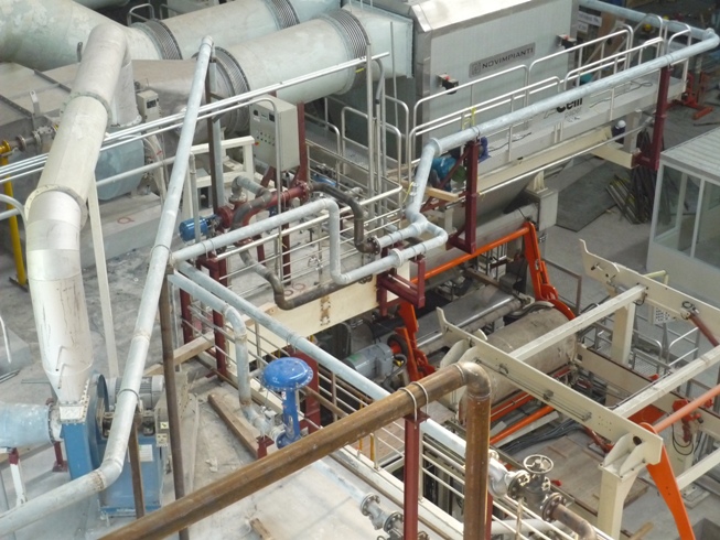 Lắp ráp hệ thống đường ống cho nhà máy - Công Ty TNHH Công Nghiệp Phúc Lâm